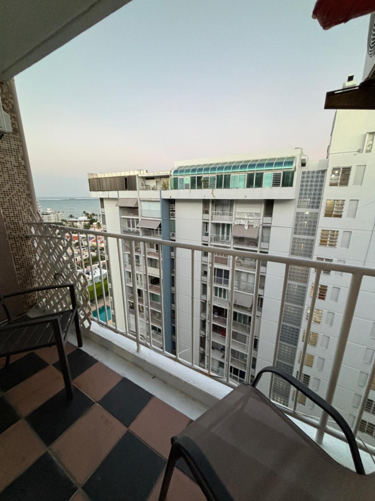 Isla Verde Modern Apartment With Pool San Juan Zewnętrze zdjęcie