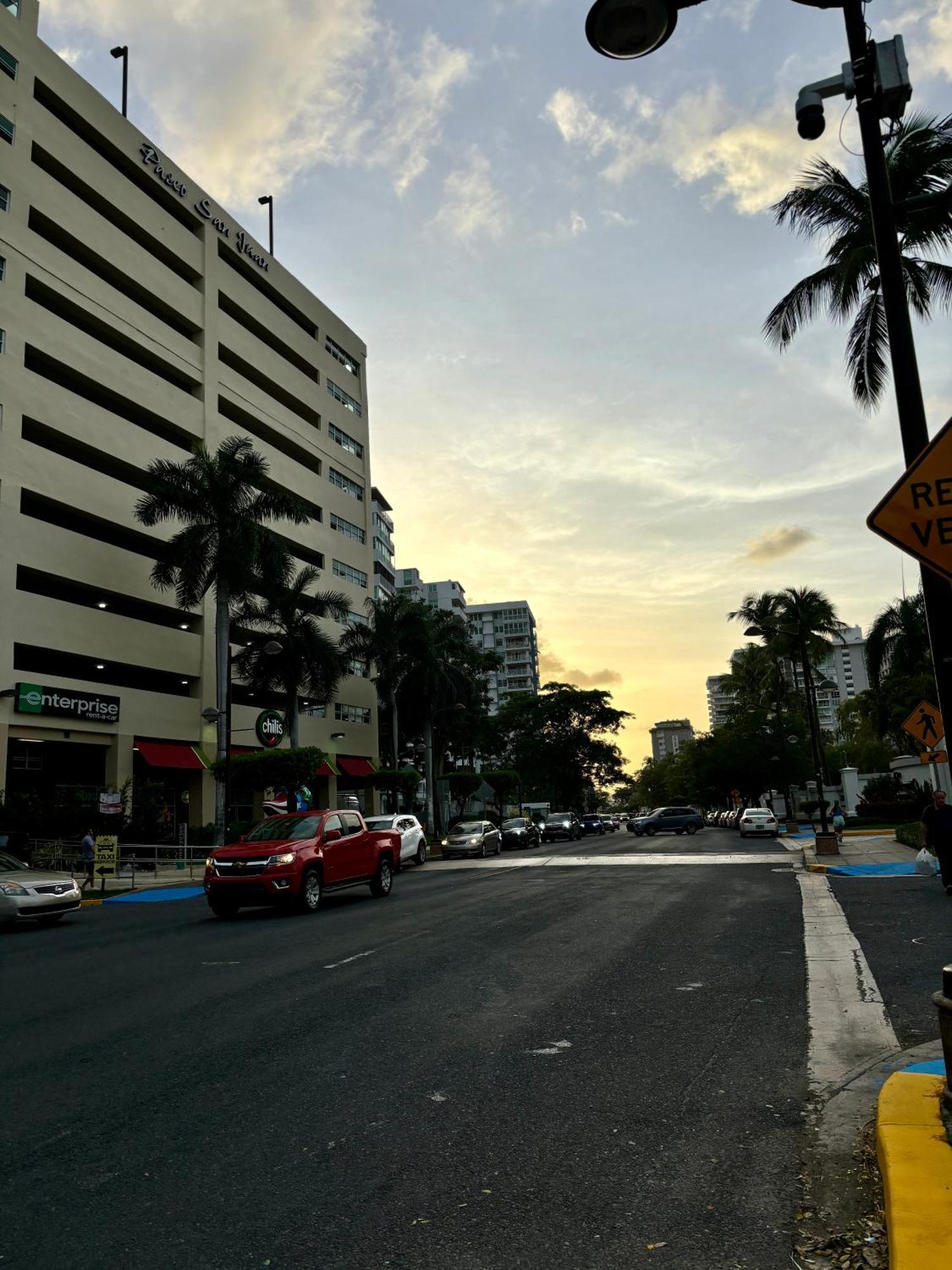 Isla Verde Modern Apartment With Pool San Juan Zewnętrze zdjęcie