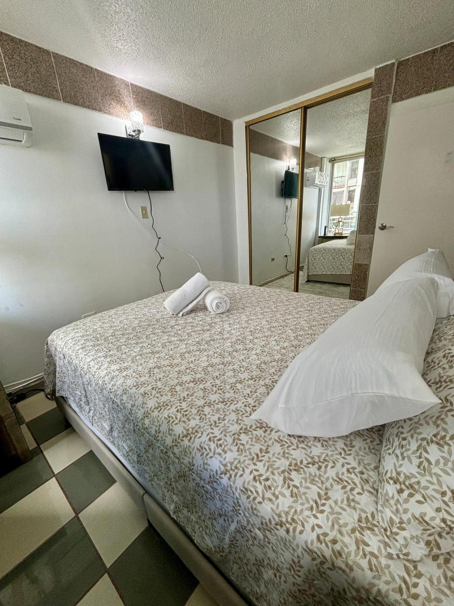 Isla Verde Modern Apartment With Pool San Juan Zewnętrze zdjęcie